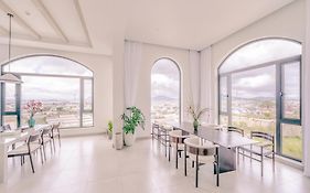 La Garden Villa